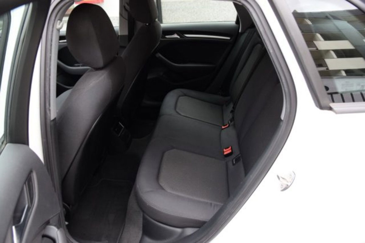 Audi A3 Sportback 30 g-tron S tronic Sport (16)
