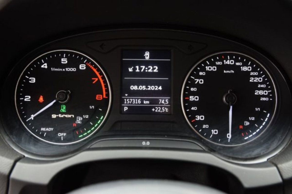 Audi A3 Sportback 30 g-tron S tronic Sport (17)
