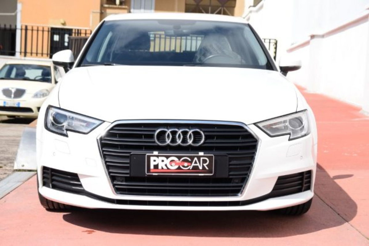Audi A3 Sportback 30 g-tron S tronic Sport (6)