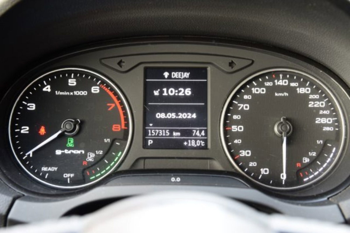 Audi A3 Sportback 30 g-tron S tronic Sport (7)