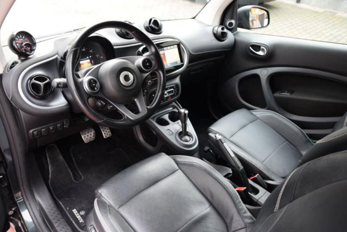 smart Fortwo Cabrio BRABUS 0.9 Turbo twinamic cabrio (6)