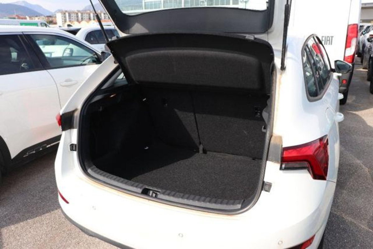 Skoda Scala 1.0 TSI 110 CV DSG Ambition (6)