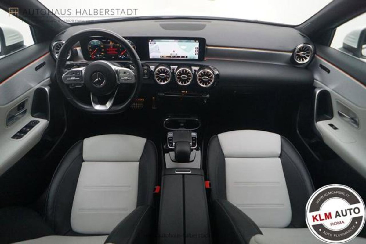 Mercedes-Benz Classe A Sedan 220 Automatic 4p. Premium (9)