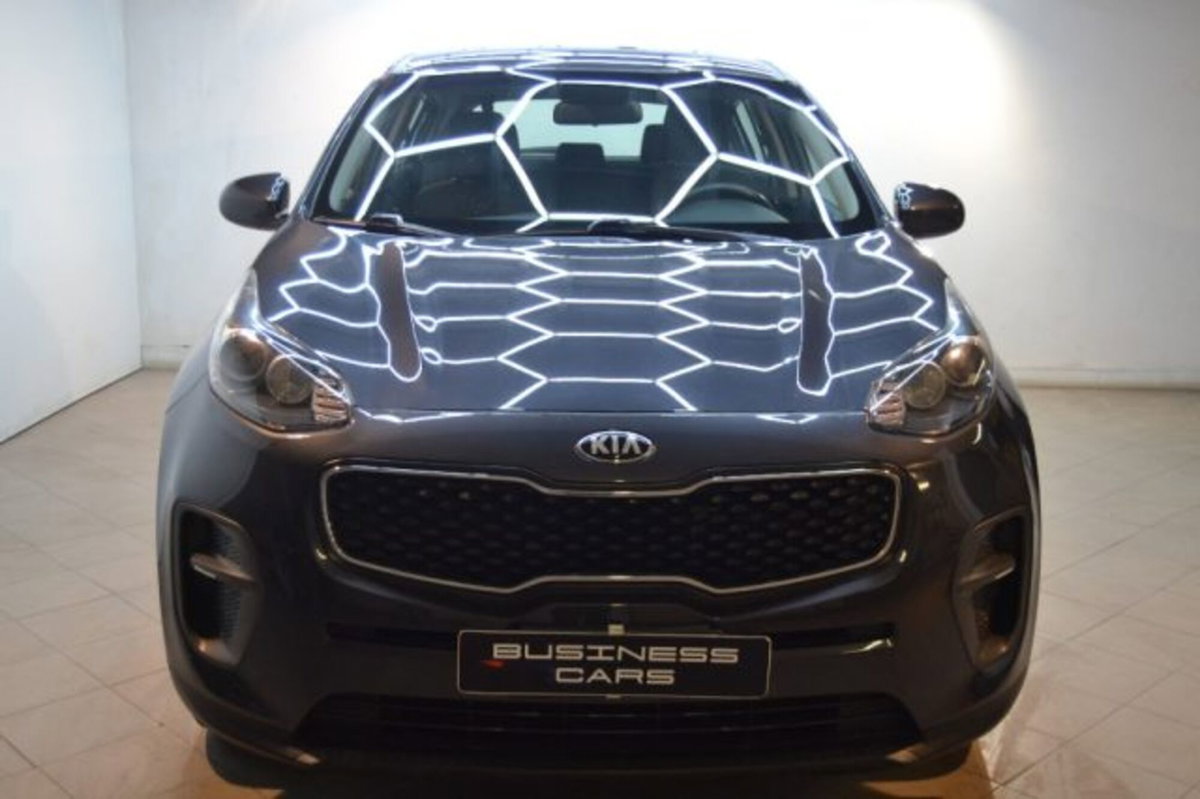 Kia Sportage 1.6 CRDI 115 CV 2WD Business Class (2)