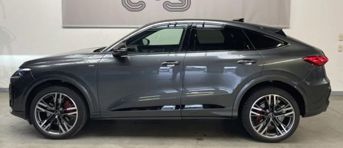 Audi Q5 Sportback 2.0 tdi mhev+ S line quattro 204cv s-tronic (2)