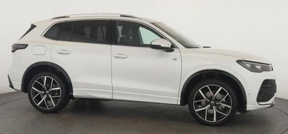 Volkswagen Tiguan 2.0 tdi R-Line 4motion 193cv dsg (18)