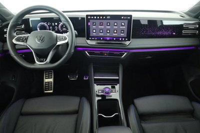 Volkswagen Tiguan 2.0 tdi R-Line 4motion 193cv dsg (8)