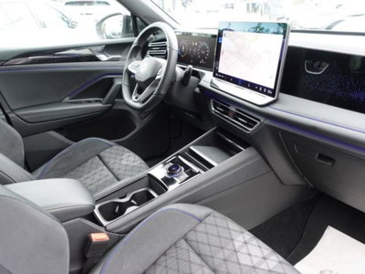 Volkswagen Tiguan 2.0 tdi R-Line 4motion 193cv dsg (10)