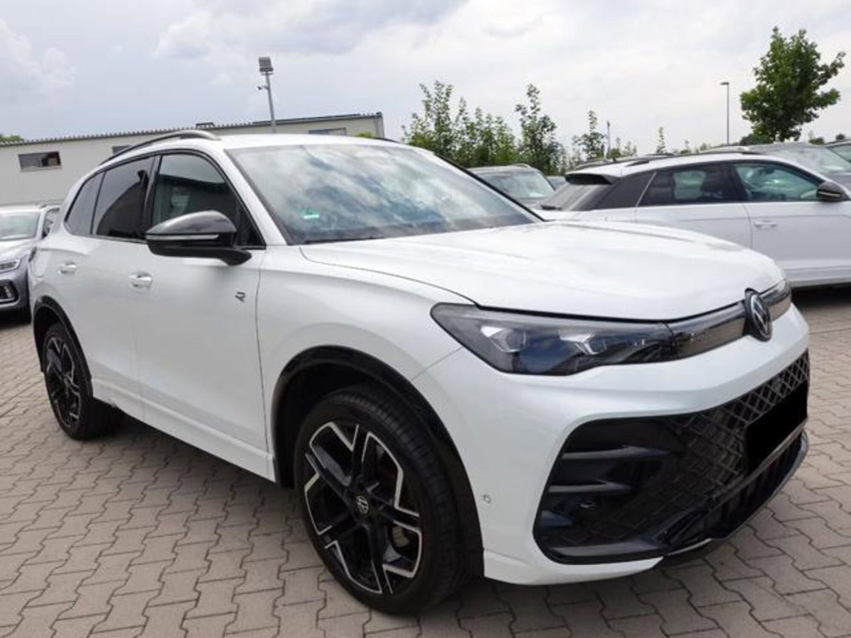 Volkswagen Tiguan 2.0 tdi R-Line 4motion 193cv dsg (3)