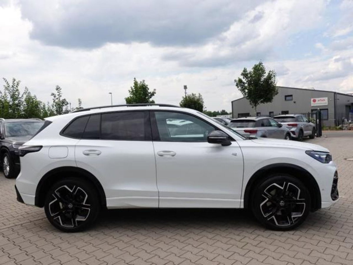 Volkswagen Tiguan 2.0 tdi R-Line 4motion 193cv dsg (4)