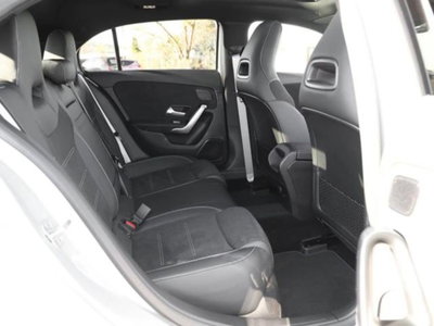 Mercedes-Benz Classe A Sedan 200 d AMG Line Premium Plus auto (6)