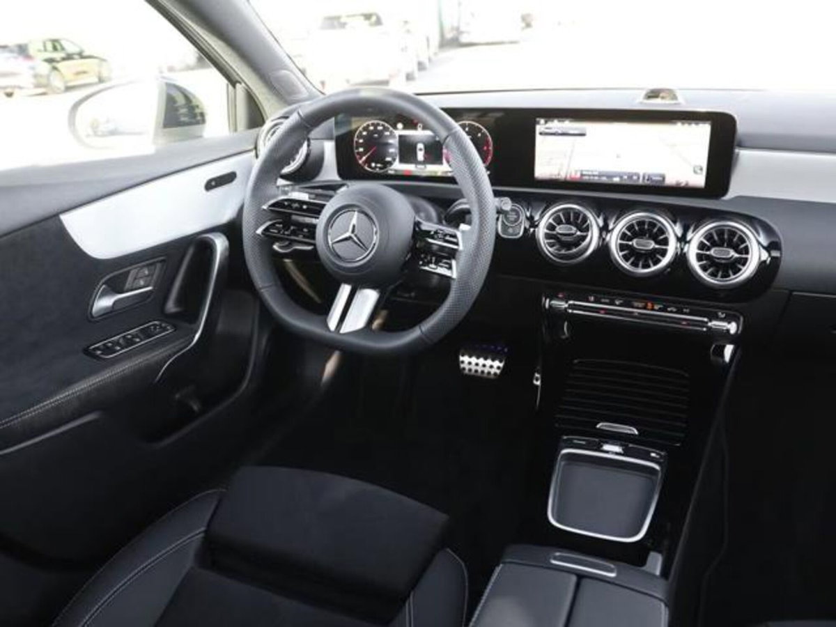 Mercedes-Benz Classe A Sedan 200 d AMG Line Premium Plus auto (7)