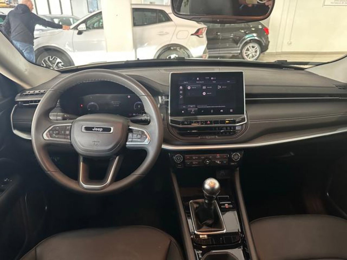 Jeep Compass 1.6 Multijet II 2WD Limited (7)