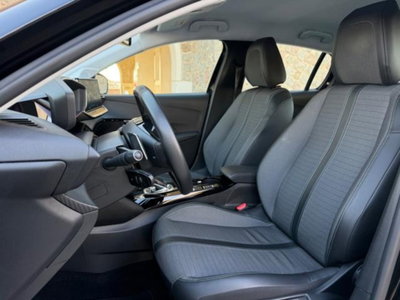 Peugeot 208 1.2 puretech Active s&s 100cv (10)