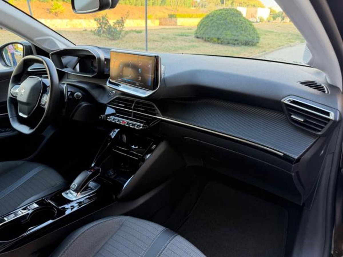 Peugeot 208 1.2 puretech Active s&s 100cv (18)