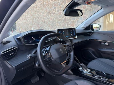 Peugeot 208 1.2 puretech Active s&s 100cv (9)