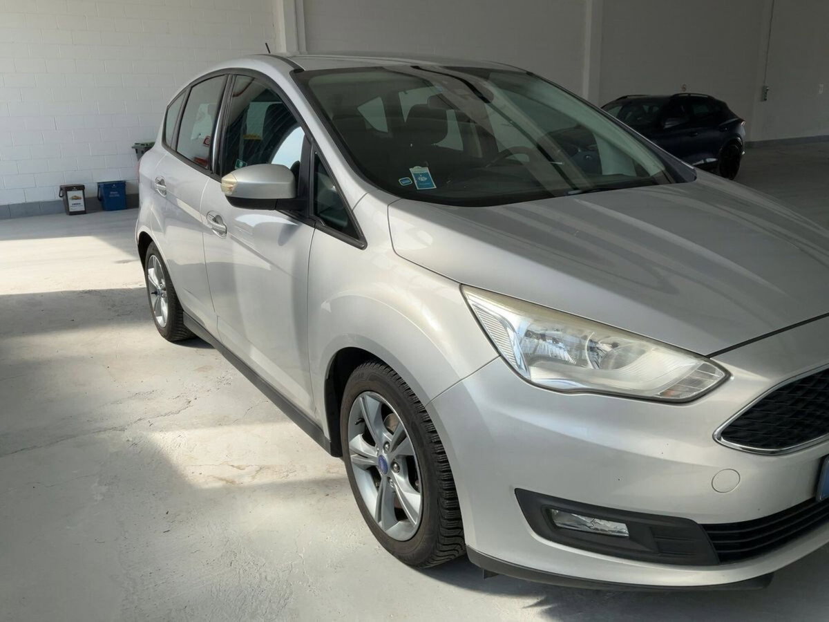 Ford C-Max 1.5 TDCi 95CV Start&Stop Business N1 (4)