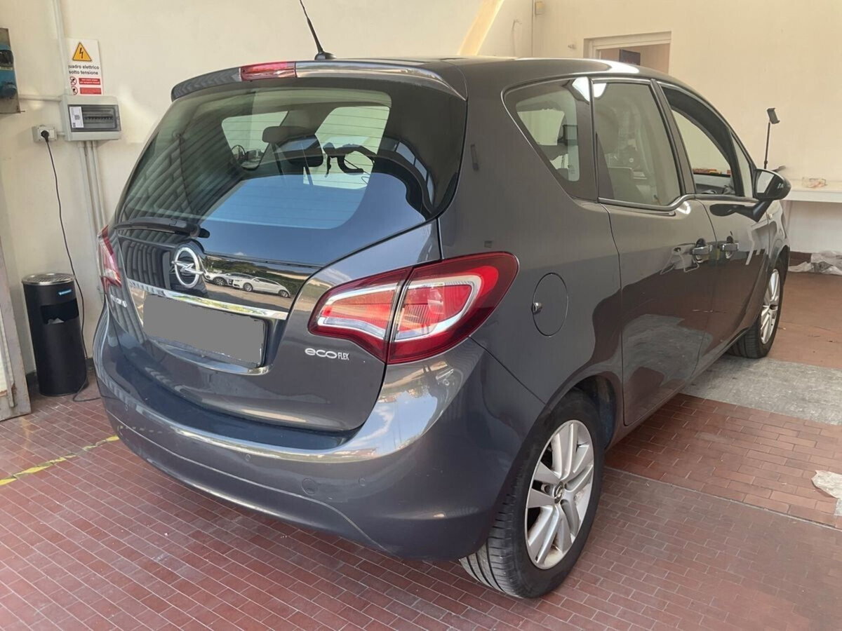 Opel Meriva 1.6 CDTI 110CV Start&Stop Design Edition (3)
