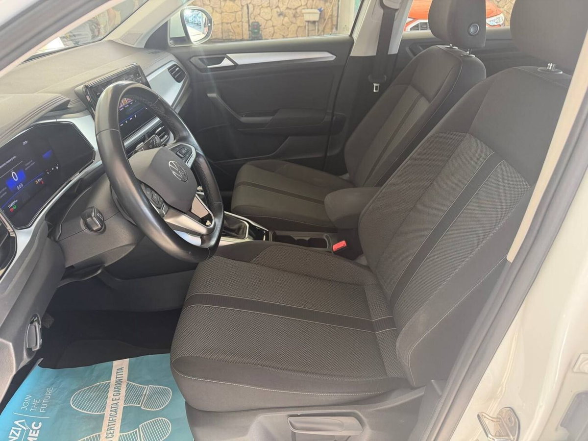 Volkswagen T-Roc 2.0 tdi Life 150cv dsg (8)