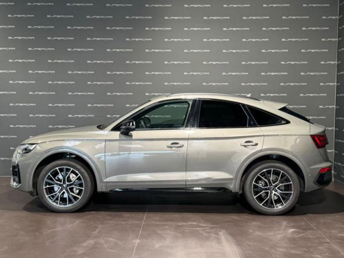 Audi Q5 Sportback 40 2.0 tdi mhev 12V Identity Black quattro s-tronic (5)
