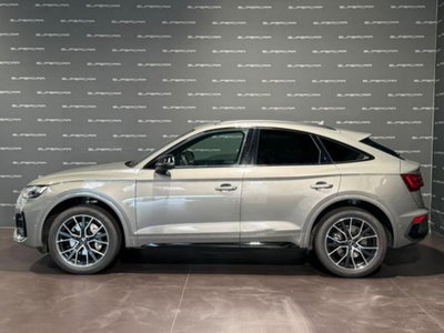 Audi Q5 Sportback 40 2.0 tdi mhev 12V Identity Black quattro s-tronic (5)