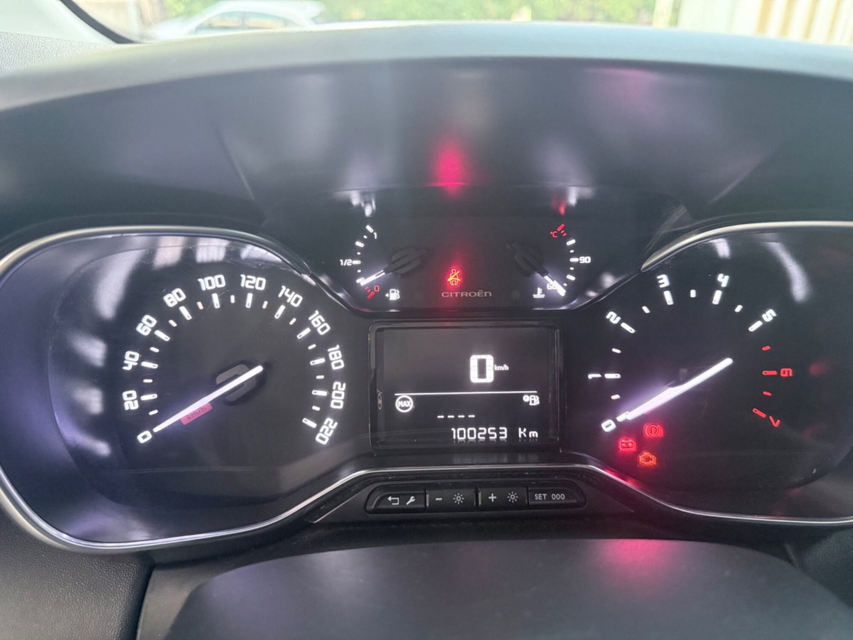 Citroen C3 Aircross PureTech 110 S&S Shine Pack (14)