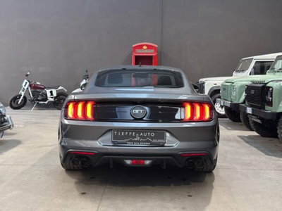 Ford Mustang Coupé Fastback 5.0 V8 aut. GT (5)
