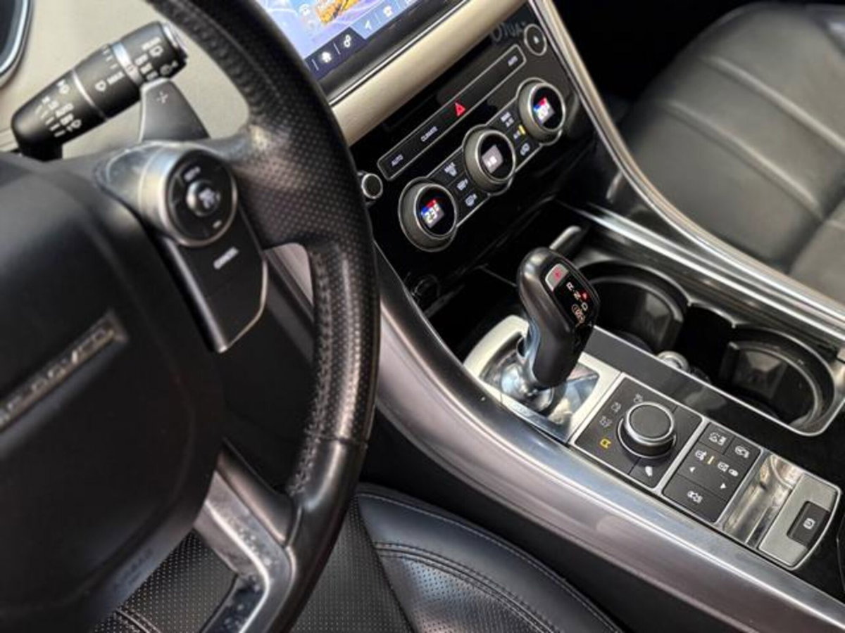 Land Rover Range Rover Sport 3.0 TDV6 HSE Dynamic (10)