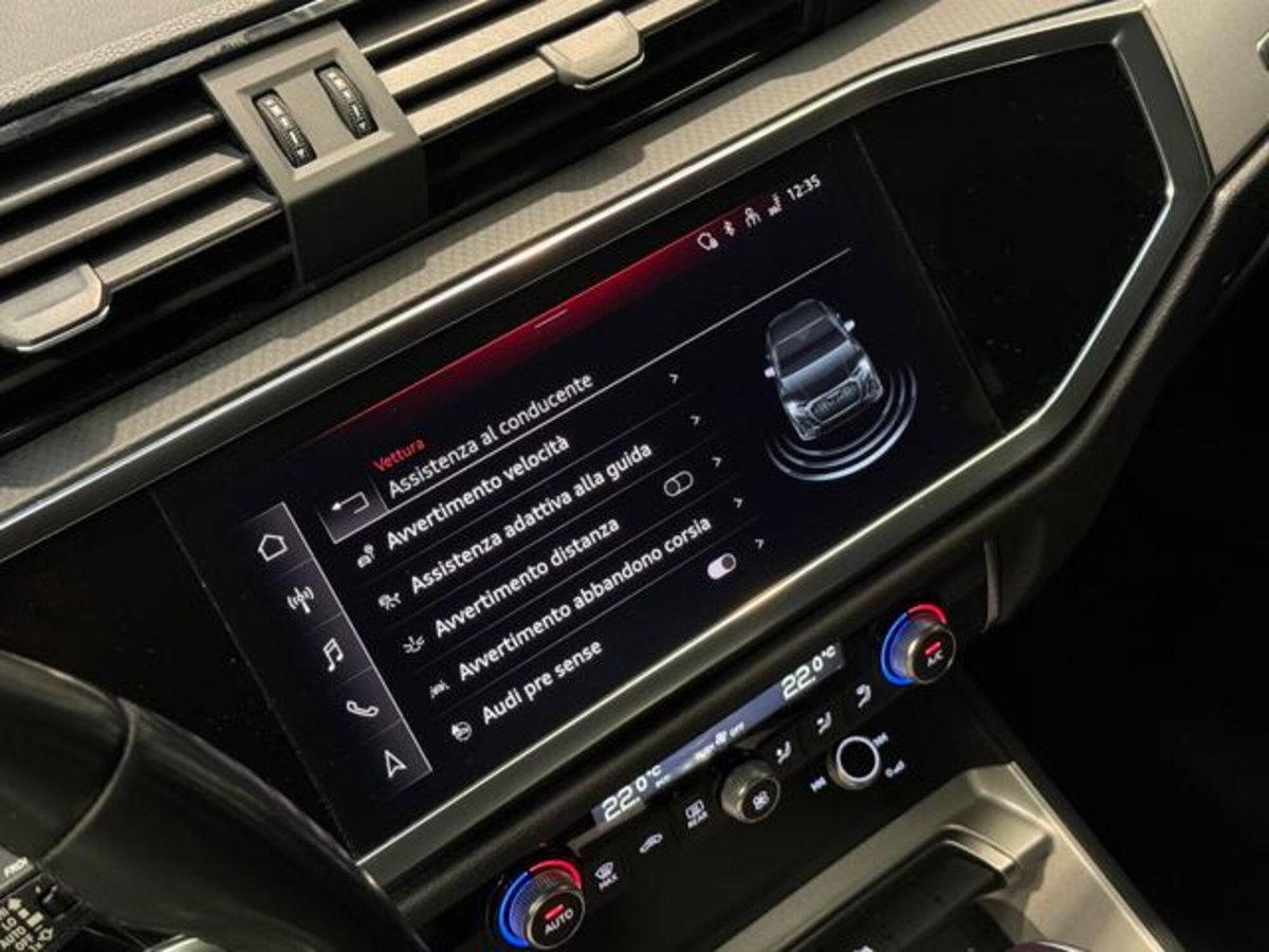 Audi Q3 Sportback 45 TFSI e S tronic Business Plus (16)