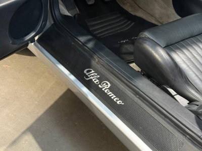 Alfa Romeo Spider 2.0i 16V Twin Spark cat L (13)