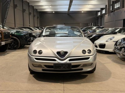 Alfa Romeo Spider 2.0i 16V Twin Spark cat L (2)