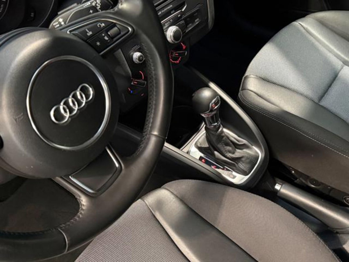 Audi A1 Sportback 1.6 TDI S tronic Ambition (10)