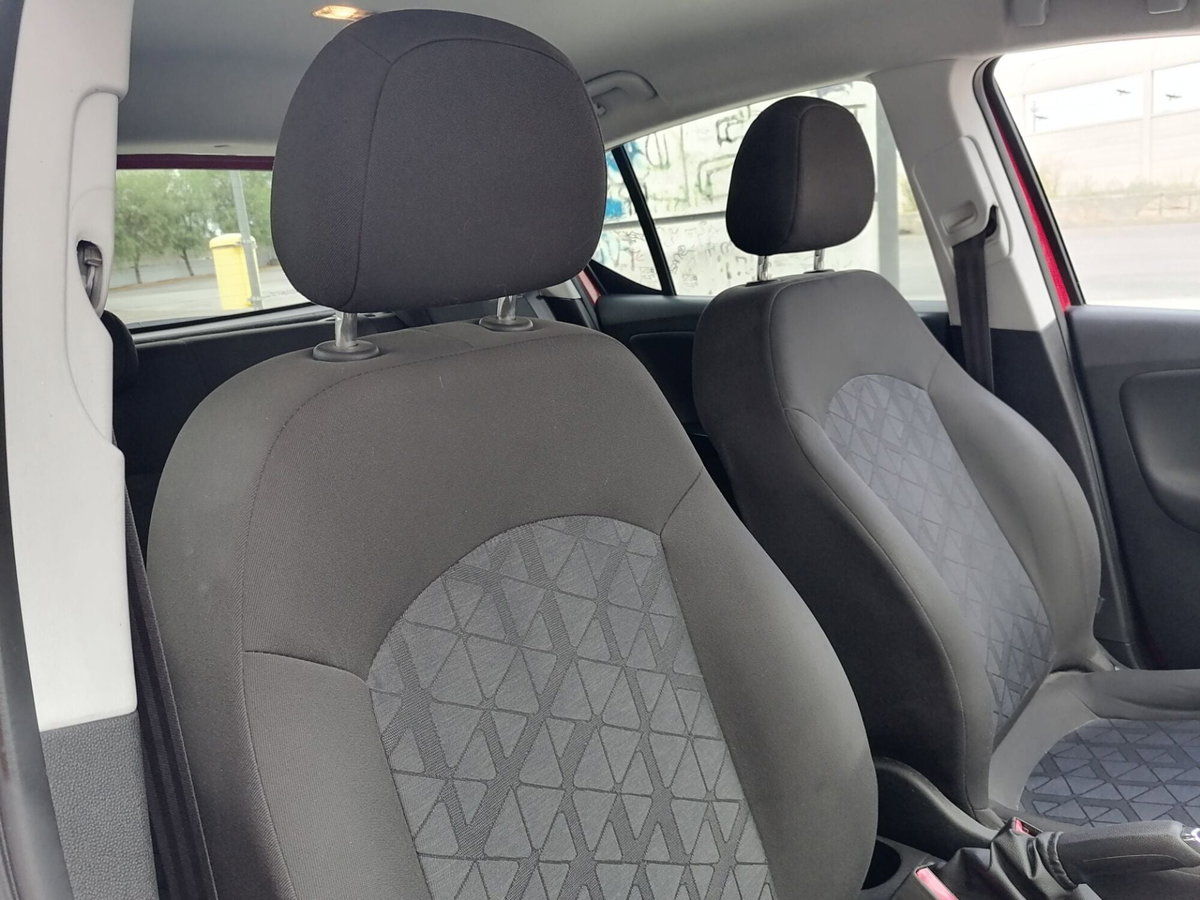 Opel Corsa 1.4 90CV GPL Tech 5 porte 120 Anniversary (11)