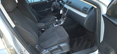 Volkswagen Passat Variant 2.0 TDI DPF Comfortline (10)