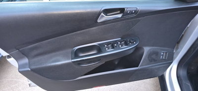 Volkswagen Passat Variant 2.0 TDI DPF Comfortline (8)
