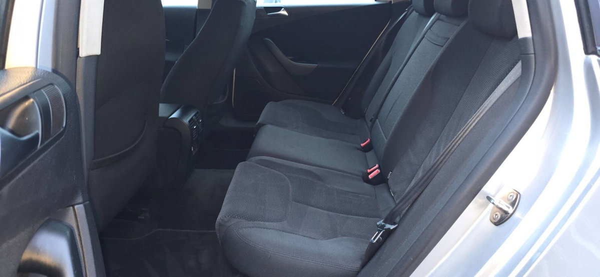 Volkswagen Passat Variant 2.0 TDI DPF Comfortline (9)