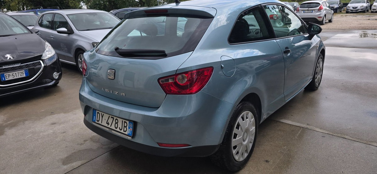 SEAT Ibiza SC 1.2 70 CV 3 porte Reference (12)