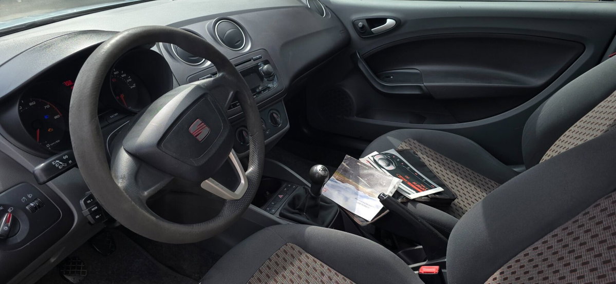 SEAT Ibiza SC 1.2 70 CV 3 porte Reference (14)