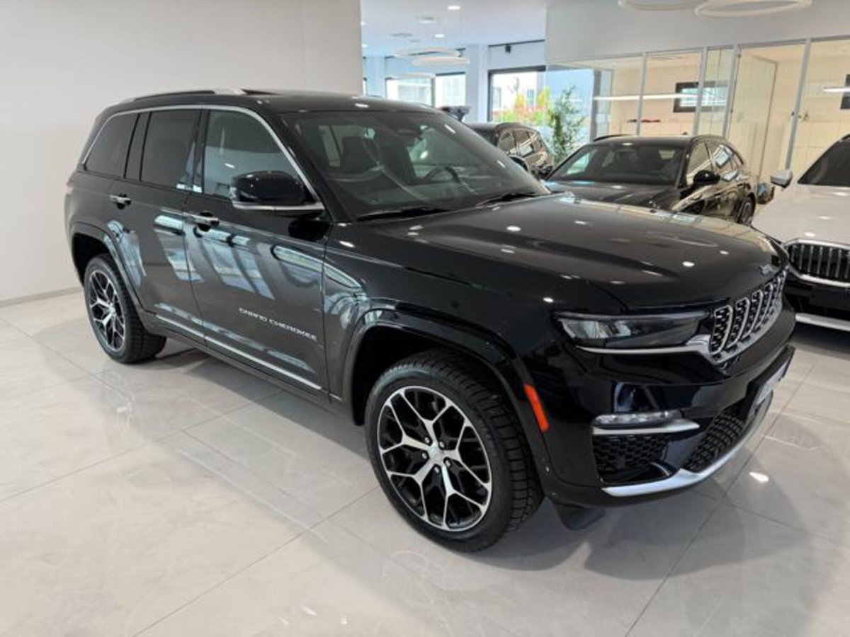 Jeep Grand Cherokee 2.0 PHEV ATX 4xe Summit Reserve (2)