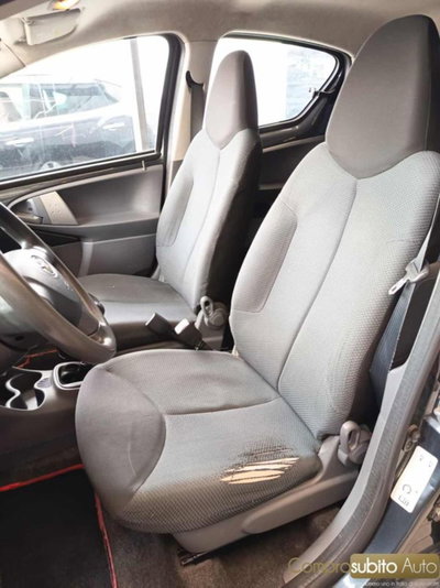 Toyota Aygo 1.0 12V VVT-i 5 porte (13)