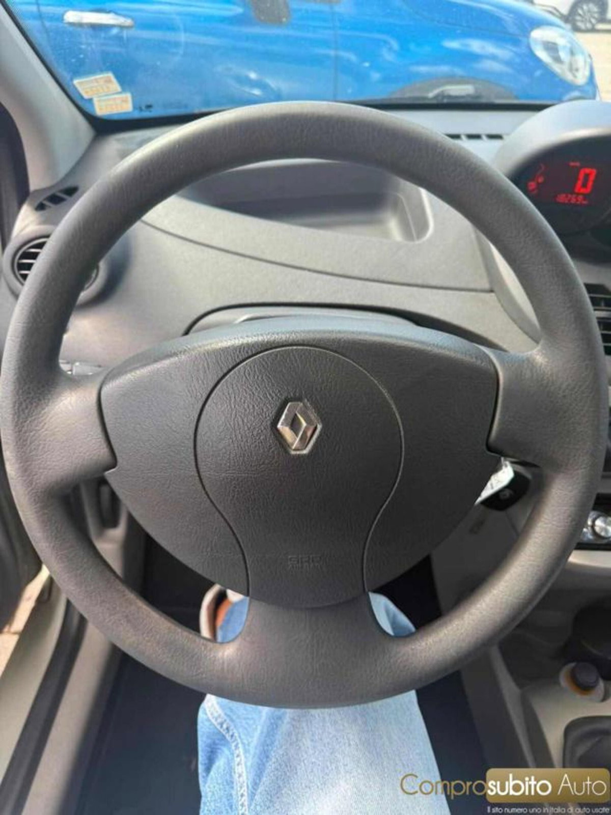 Renault Twingo 1.2 8V Dynamique (9)