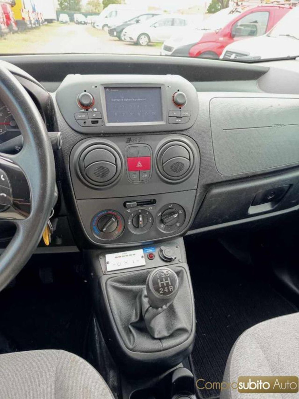 Fiat Fiorino 1.3 MJT 80CV Combinato (13)