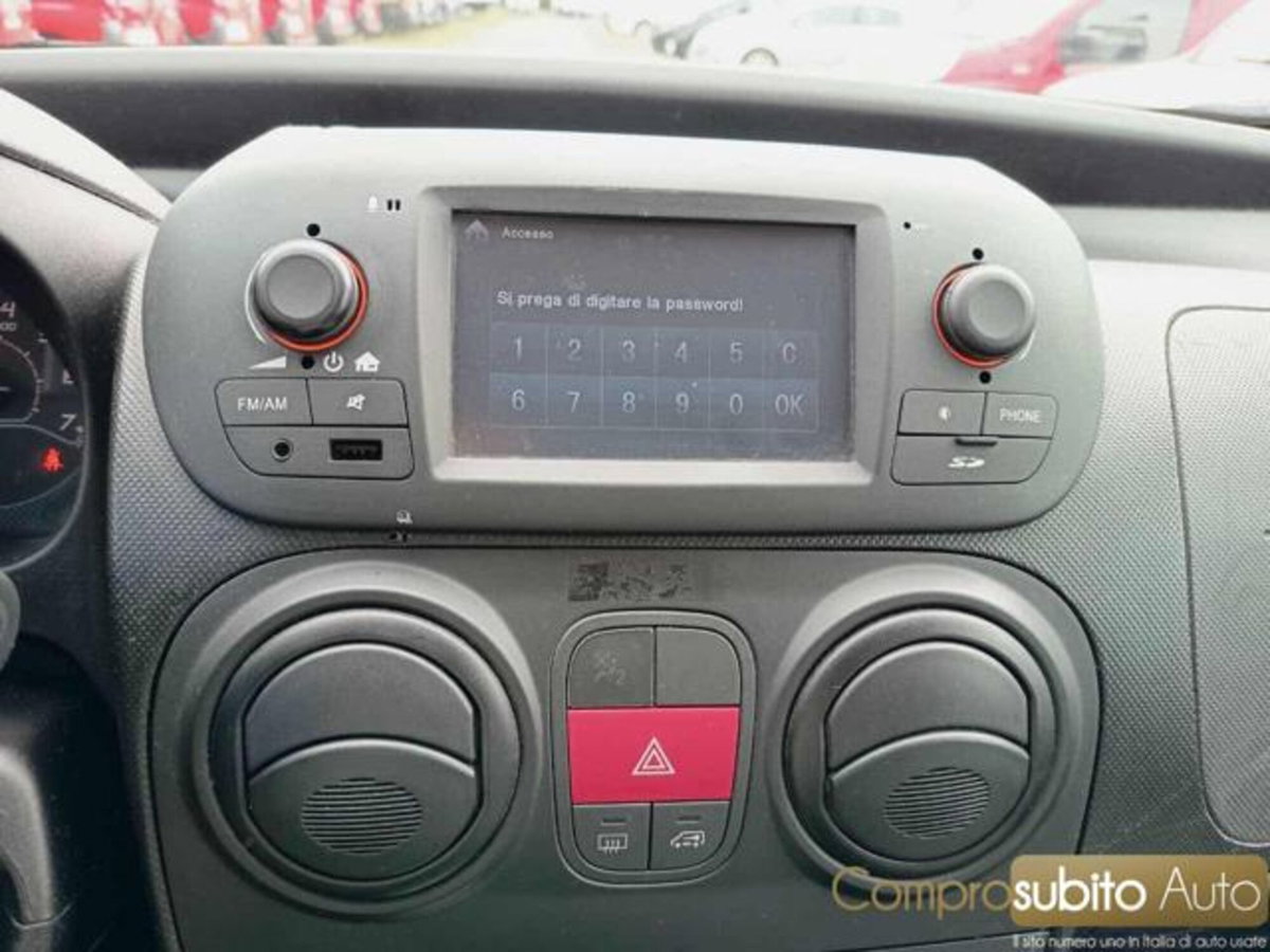 Fiat Fiorino 1.3 MJT 80CV Combinato (20)