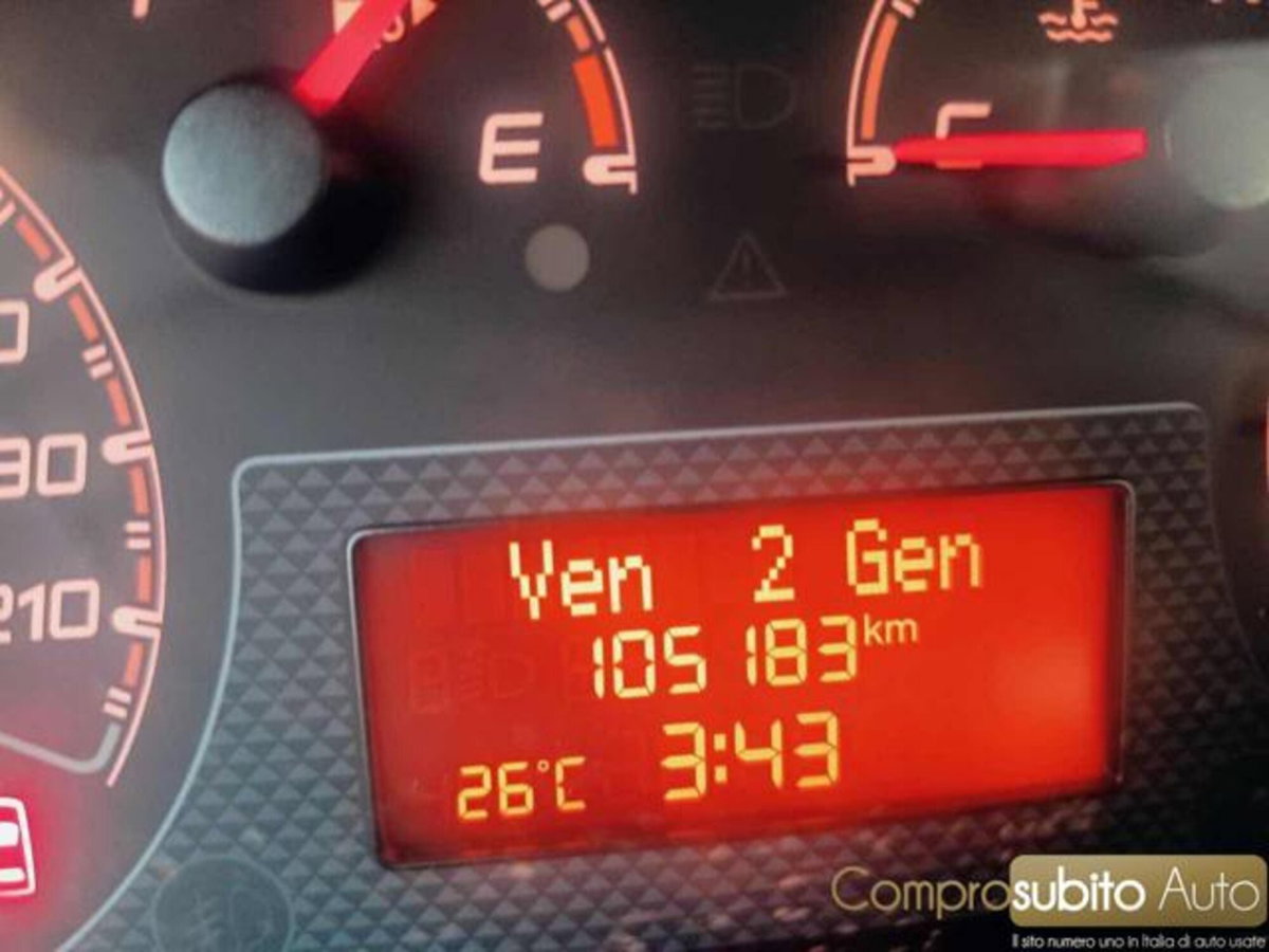 Fiat Fiorino 1.3 MJT 80CV Combinato (18)