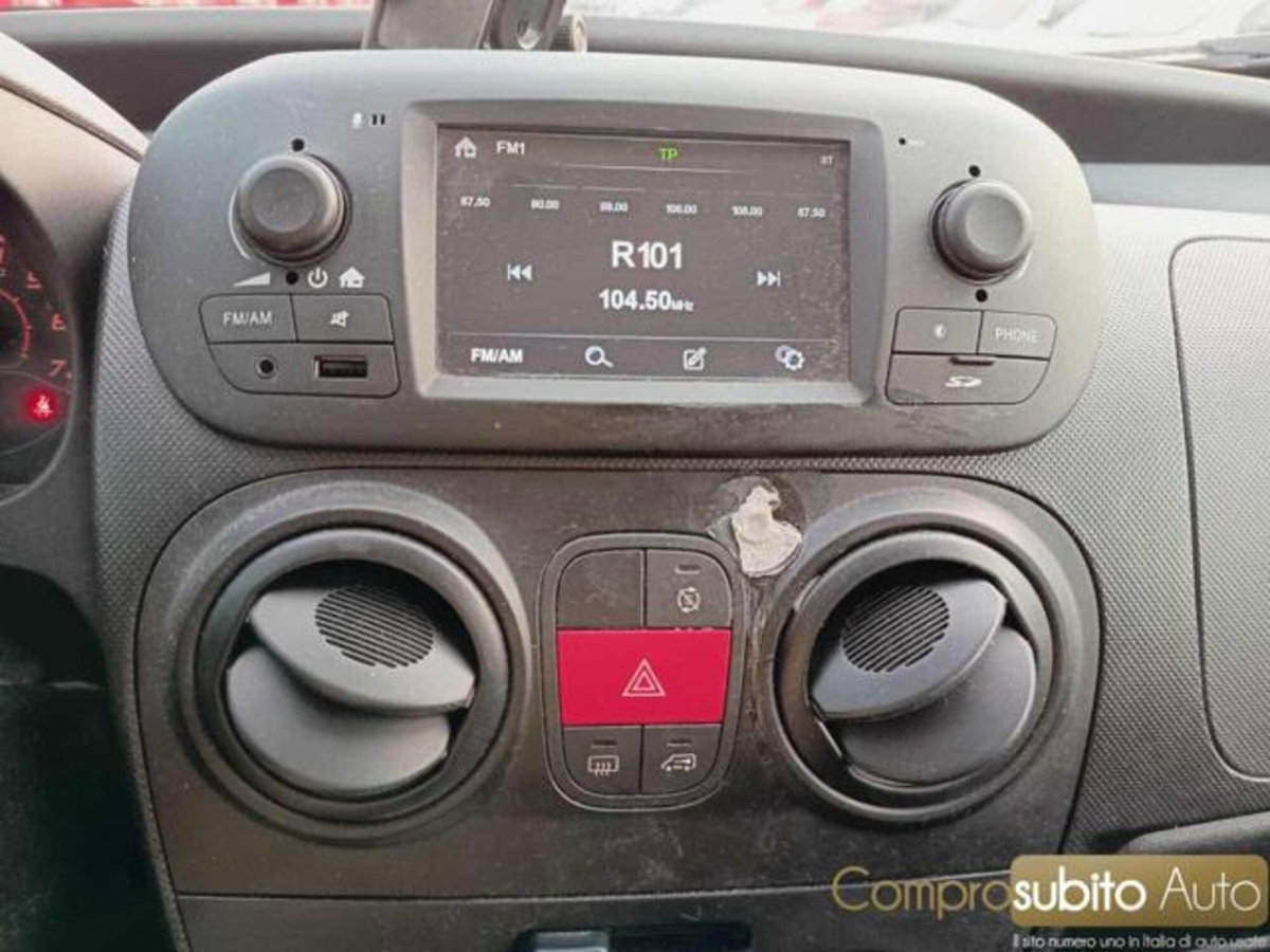 Fiat Fiorino 1.3 MJT 80CV Combinato (20)