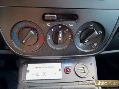 Fiat Fiorino 1.3 MJT 80CV Combinato (18)