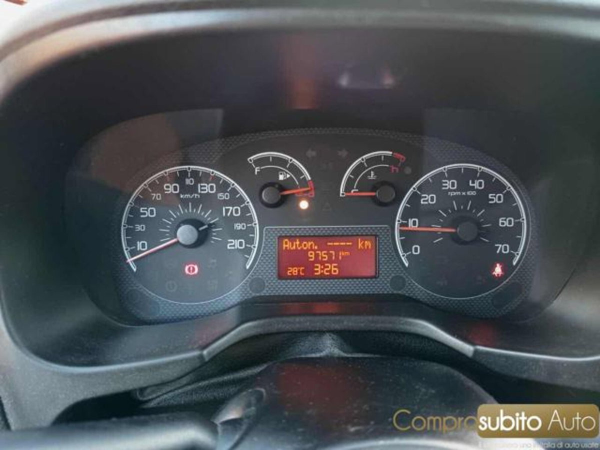 Fiat Fiorino 1.3 MJT 80CV Combinato (18)
