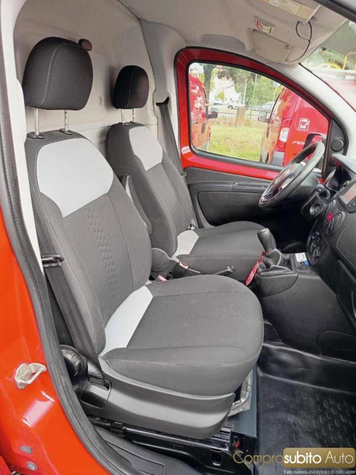Fiat Fiorino 1.3 MJT 80CV Combinato (14)