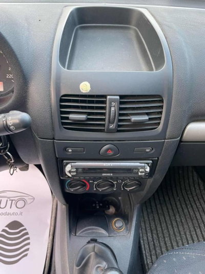 Renault Clio 1.2 cat 5 porte Expression (11)