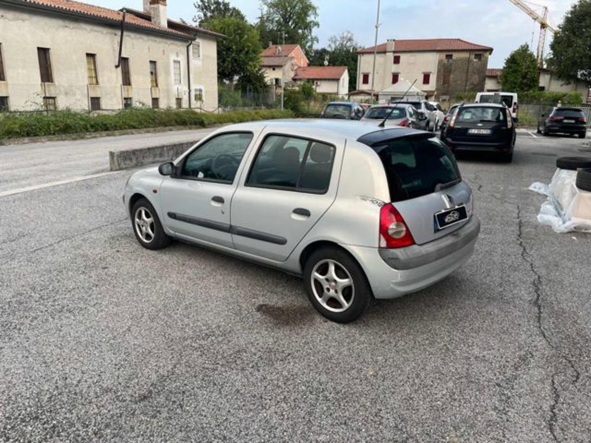 Renault Clio 1.2 cat 5 porte Expression (4)